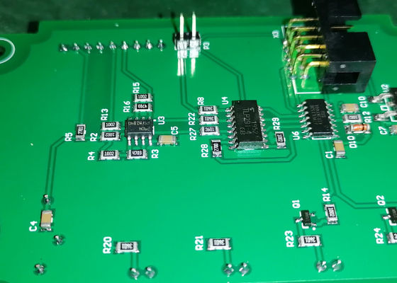 0.2 mm-4.0 mm Épaisseur SMT PCB avec 0,10 mm de diamètre minimum du trou